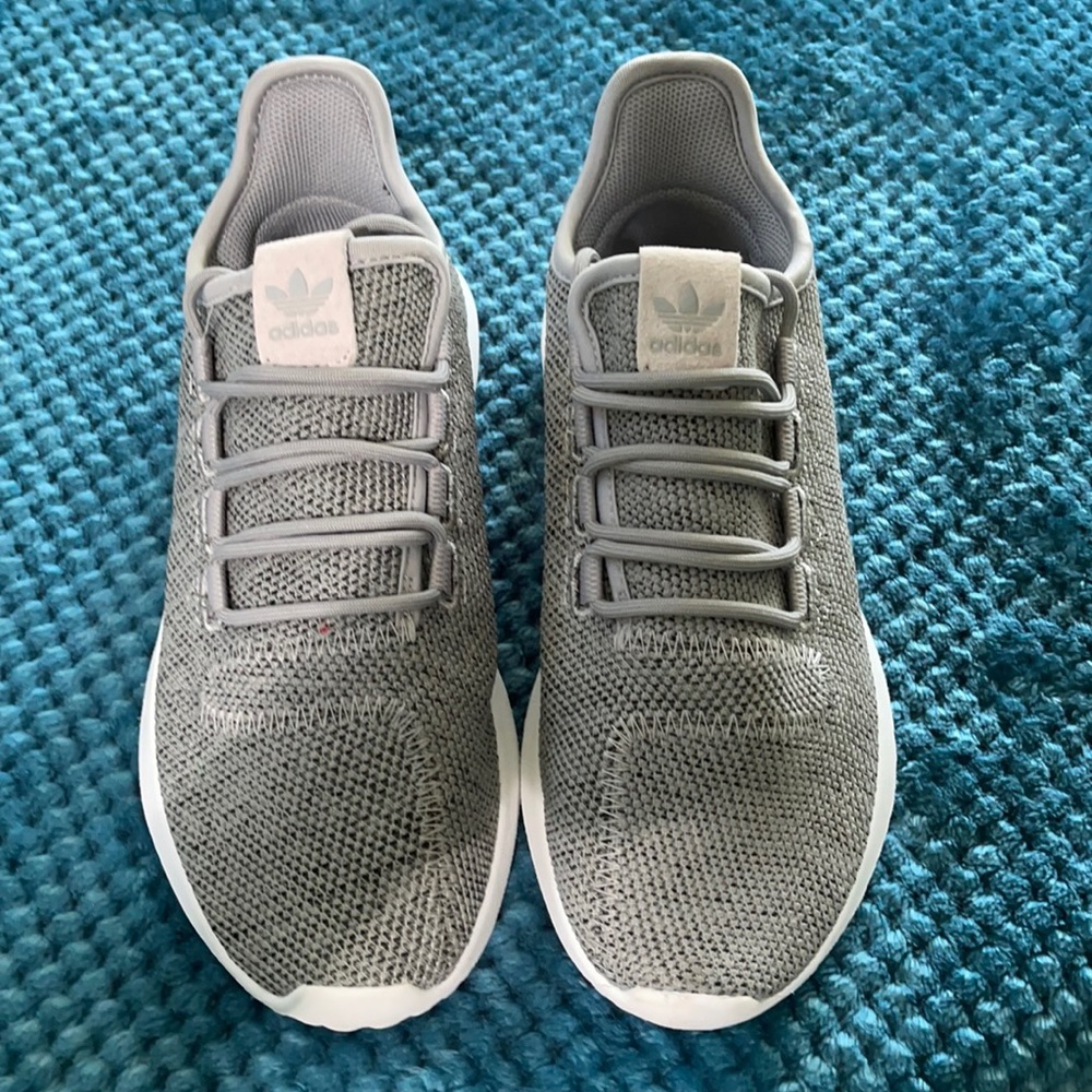 Adidas Tennis Shoes